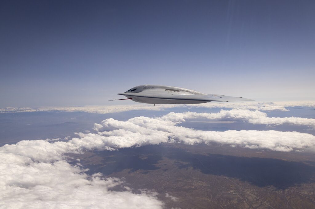 Northrop Grumman B 21 Raider in flight