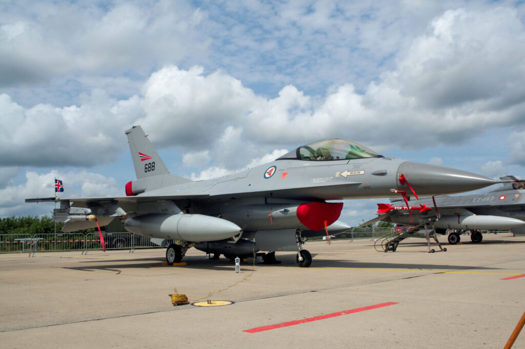 Norwegian F-16 fighter jet