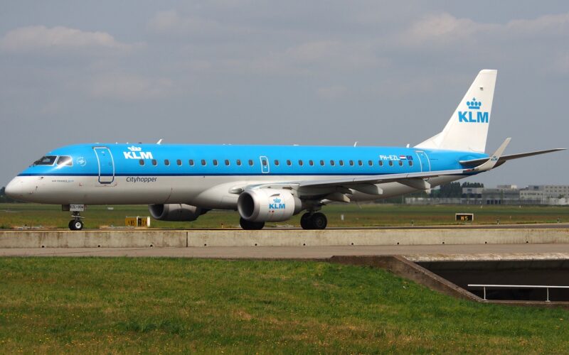 PH-EZL KLM Cityhopper Embraer ERJ-190STD