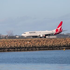 Qantas B737 Turned Back Over 'potential Mechanical Issue' - AeroTime