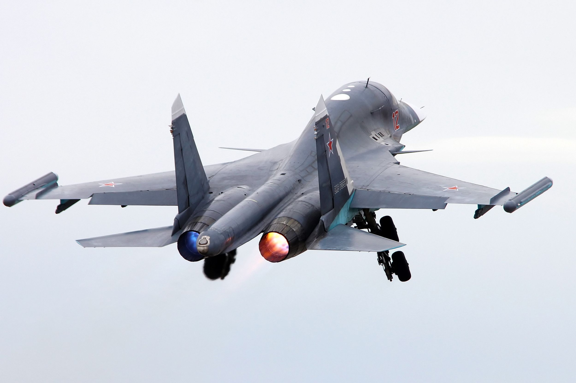 Sukhoi Su-34 Fullback; Russia's New Heavy Strike Fighter