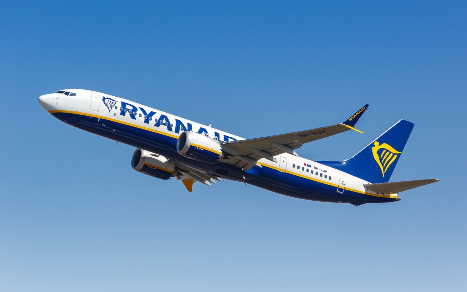 Ryanair blames Boeing delays for ‘unavoidable’ schedule cuts