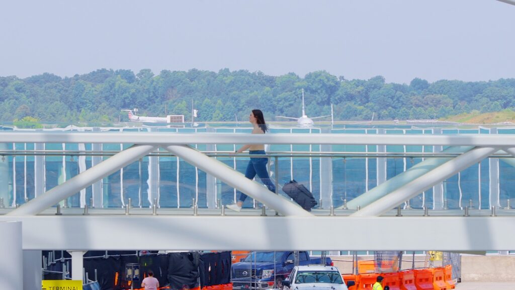 Charlotte-Douglas Airport skybridge