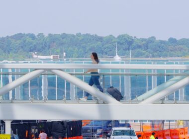 Charlotte-Douglas Airport skybridge