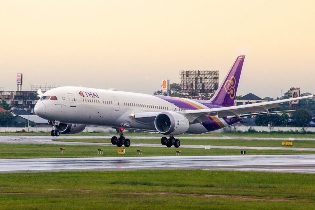 Thai Airways Boeing 787 9 Dreamliner