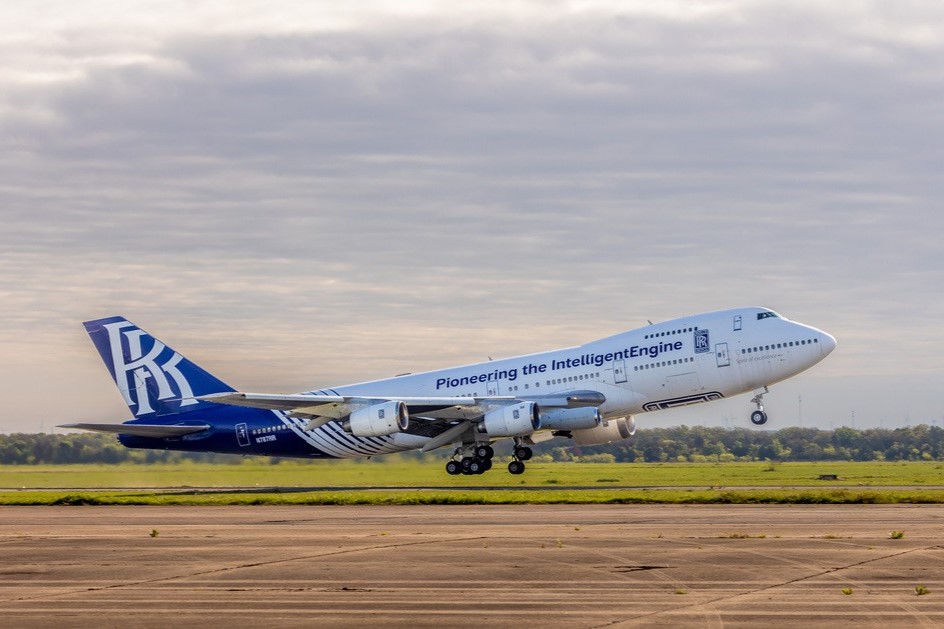 The Boeing 747 flying testbed used for the Pearl 10X engine