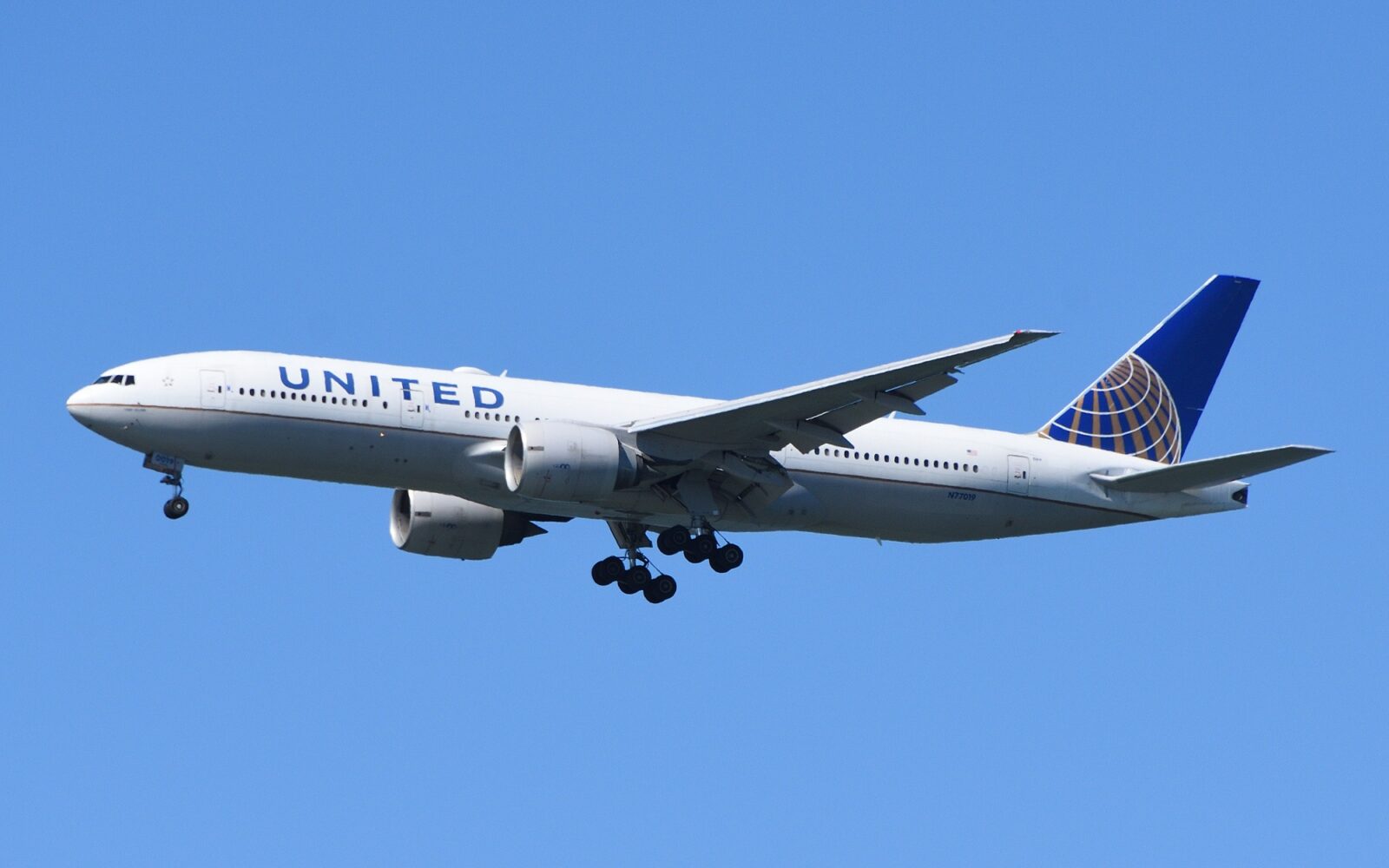 United pilot arrived for shift three times over the limit