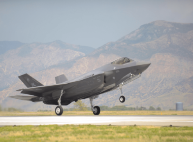 a_usaf_f-35_lands_at_hill_afb.png