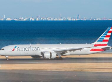 aa_b787.jpg