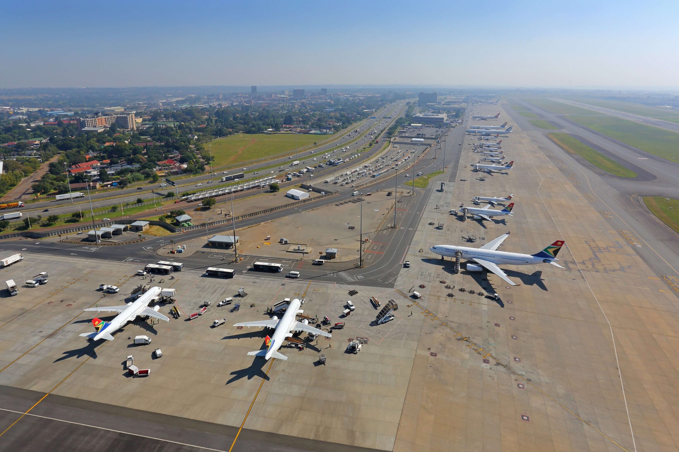 aerial-view-of-airliners-at-or-tambo-international-airport-jpg-aerotime