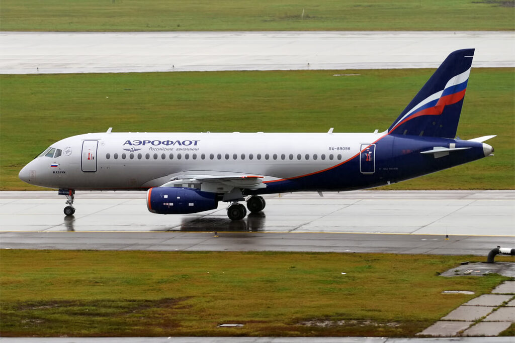 aeroflot_ra-89098_sukhoi_superjet_100-95b_37008931593.jpg