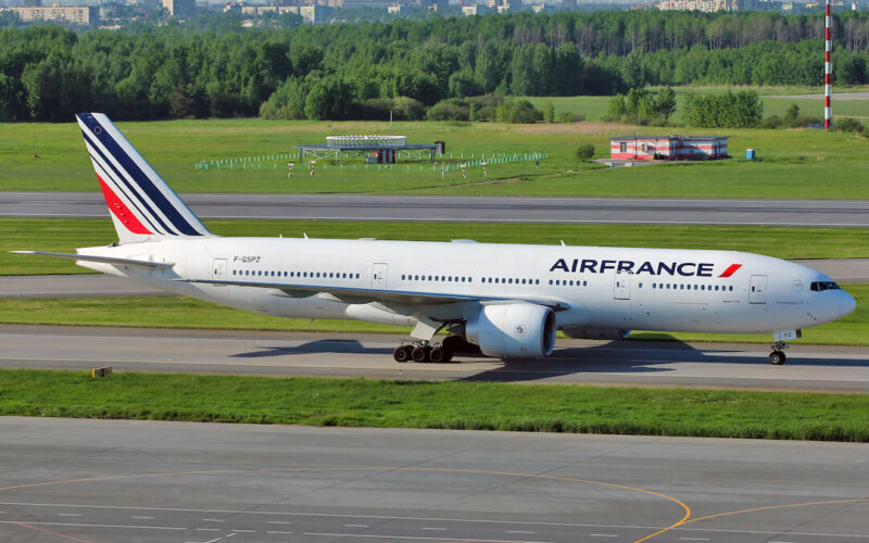 https://www.aerotime.aero/images/air_france_resumes_and_adds_a_number_of_us_flights-800x500.jpg