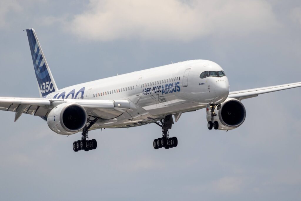 airbus_a350-1000_xwb.jpg