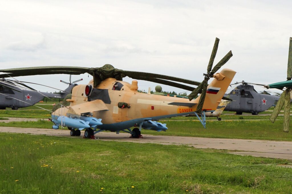 an_mi-35_attack_helicopter_of_the_malian_air_force.jpg