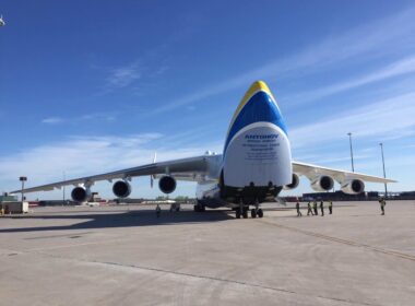 antonov_an_225_mriya_unloading_montreal_mirabel_canada.jpg