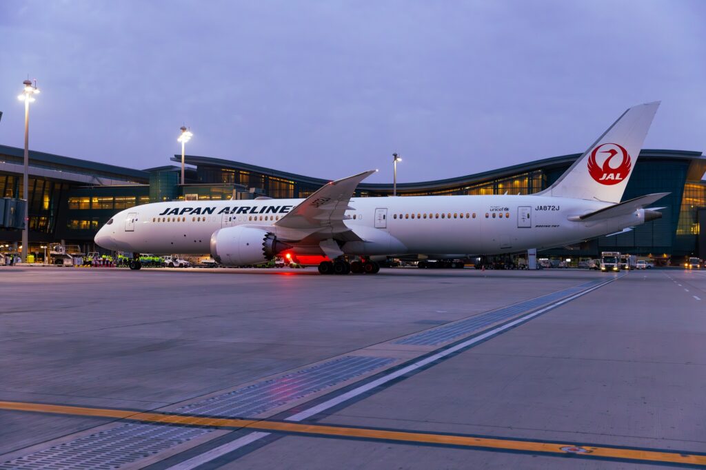 Japan Airlines Boeing 787 9 Dreamliner