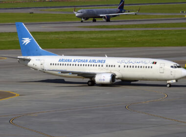 ariana_afghan_airlines_ya-pid_boeing_737-470_36833010420.jpg