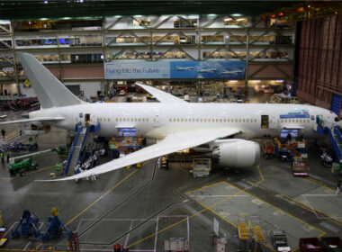 boeing-everett-renton-resumes-production-coronavirus.jpg