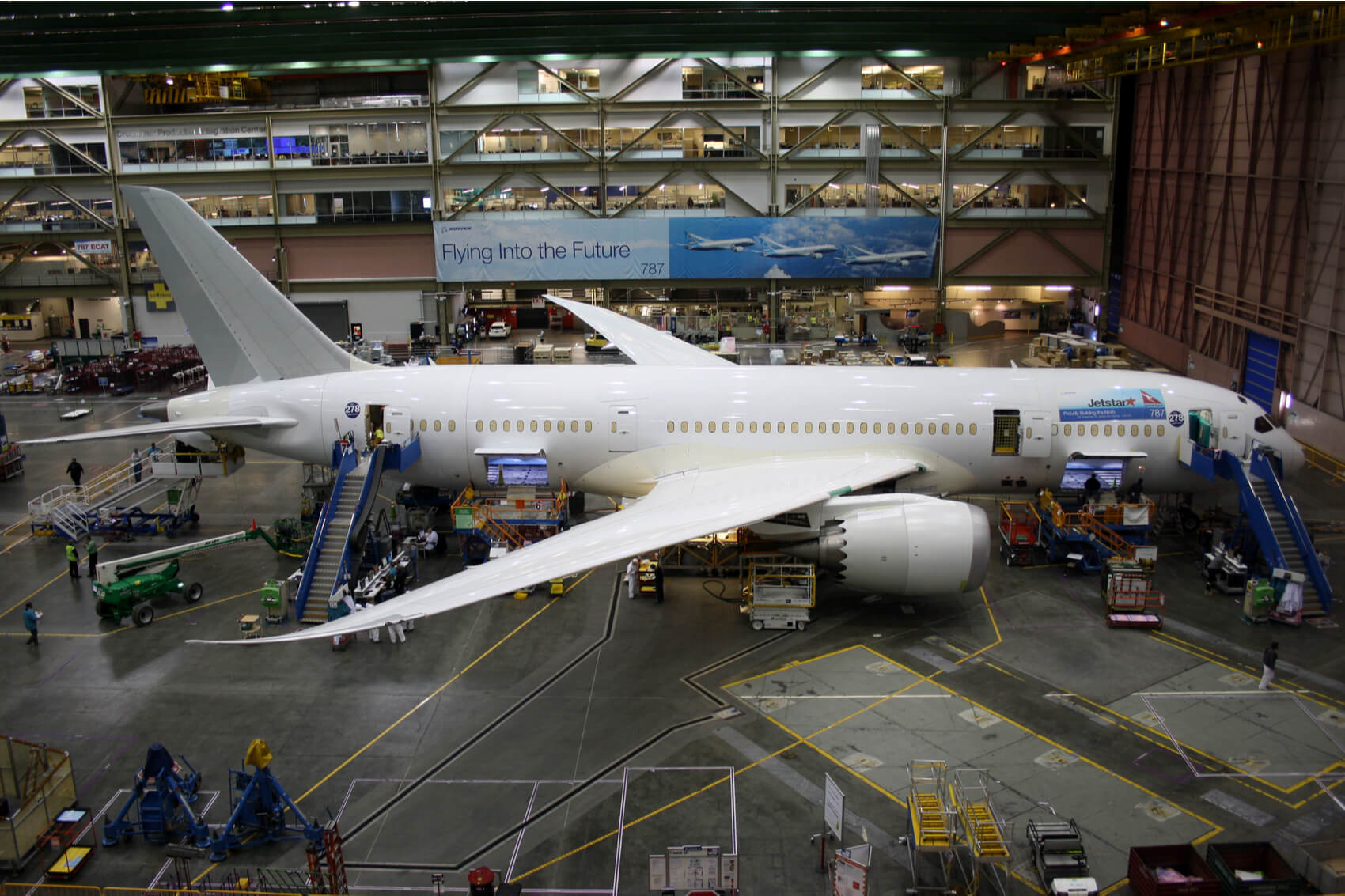 Boeing gradually resumes commercial aircraft production - AeroTime