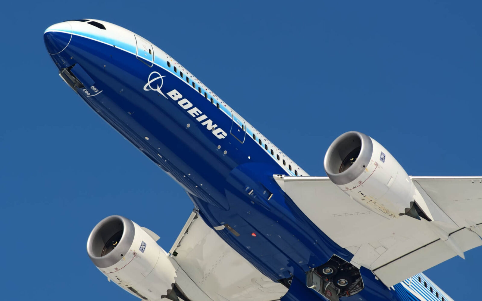 Another one: Boeing 787 vertical tail fin faces safety concerns - AeroTime