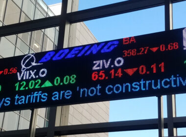 boeing_stock_information_on_a_led_screen.jpg