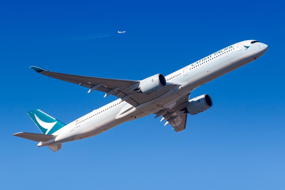 cathay_pacific_aircraft-1.jpg