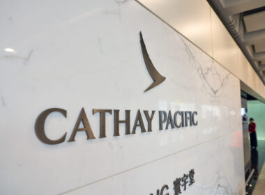 cathay_pacific_lounge_logo.jpg