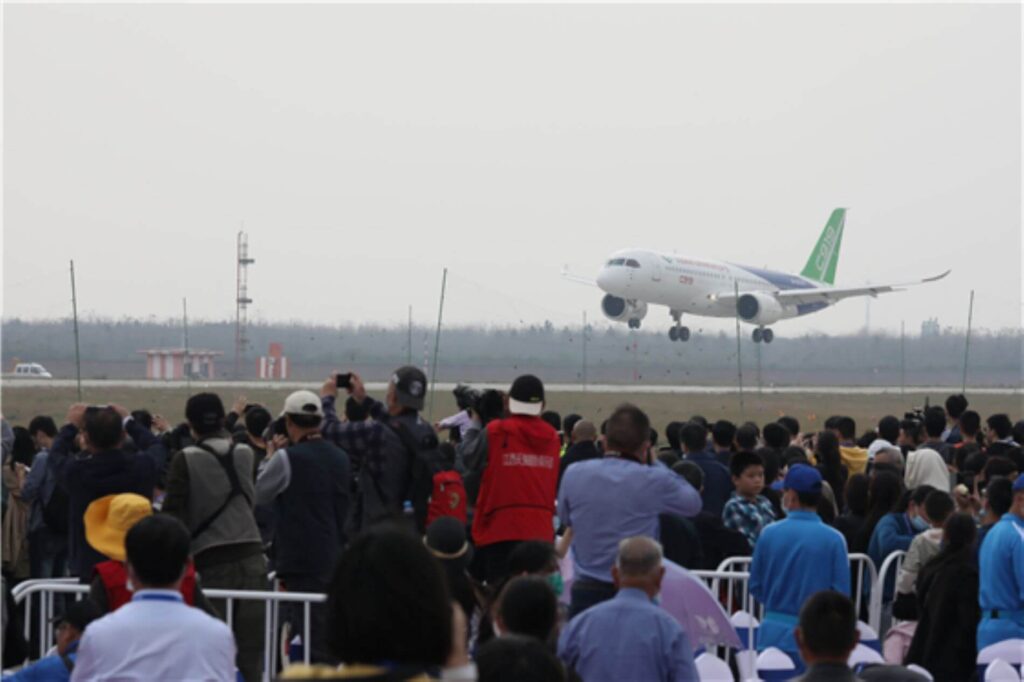 comac_c919_at_nanchang-1.jpg