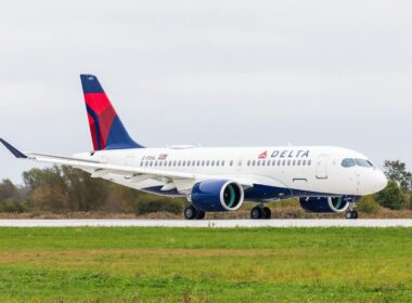 delta_air_lines_airbus_a220-100.jpg