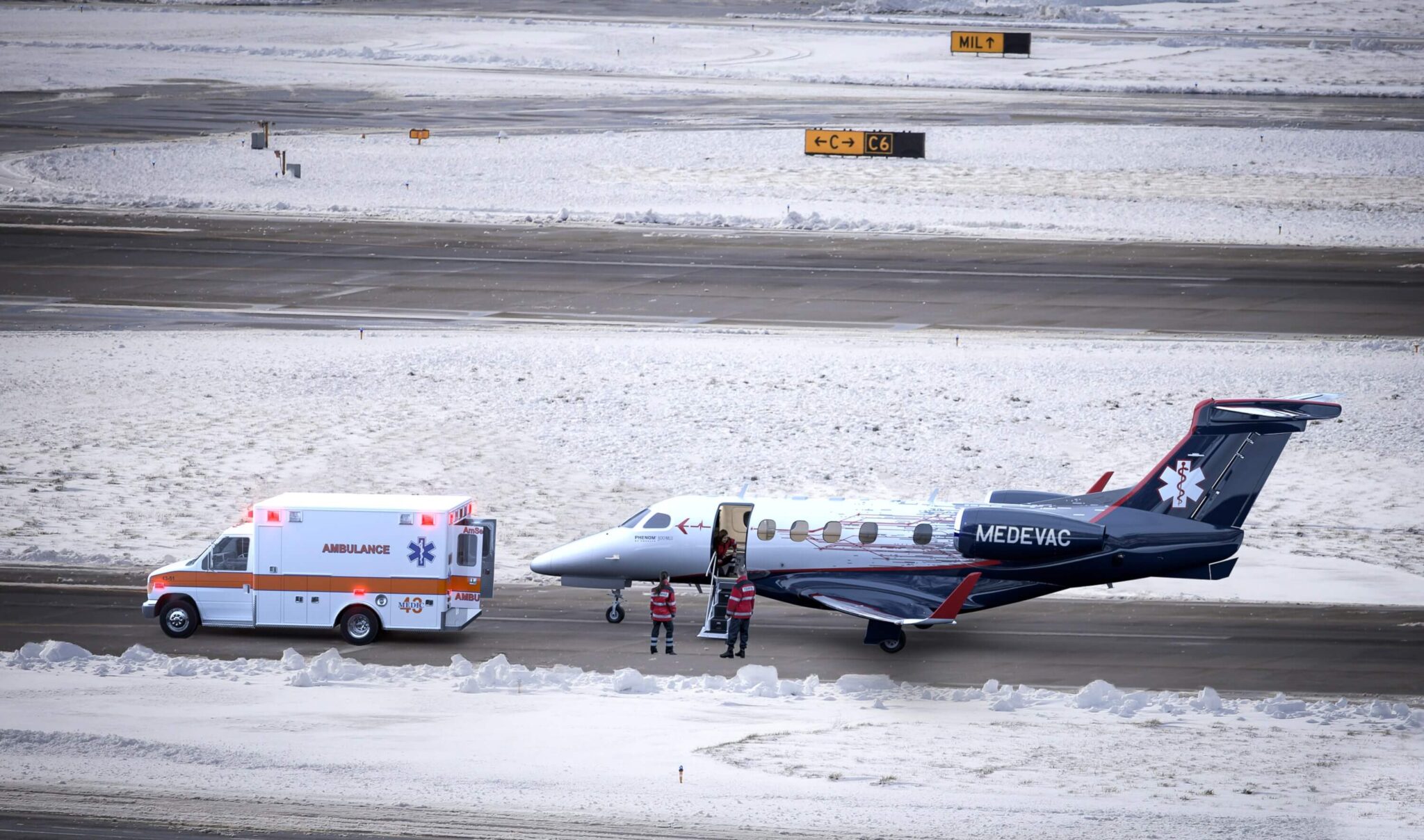 embraer_phenom_300med_medevac_private_jet.jpg AeroTime