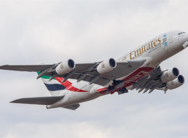 emirates_a380_flying-2.jpg