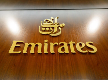 emirates_business_class_lounge.jpg