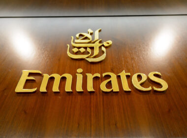 emirates_first_class_lounge_sign_at_dubai_international_airport_dxb.jpg