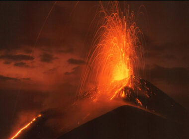 eruption_of_the_pacaya_volcano_in_guatemala.jpg