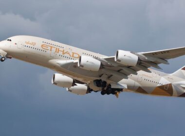 etihad_airbus_a380-4.jpg