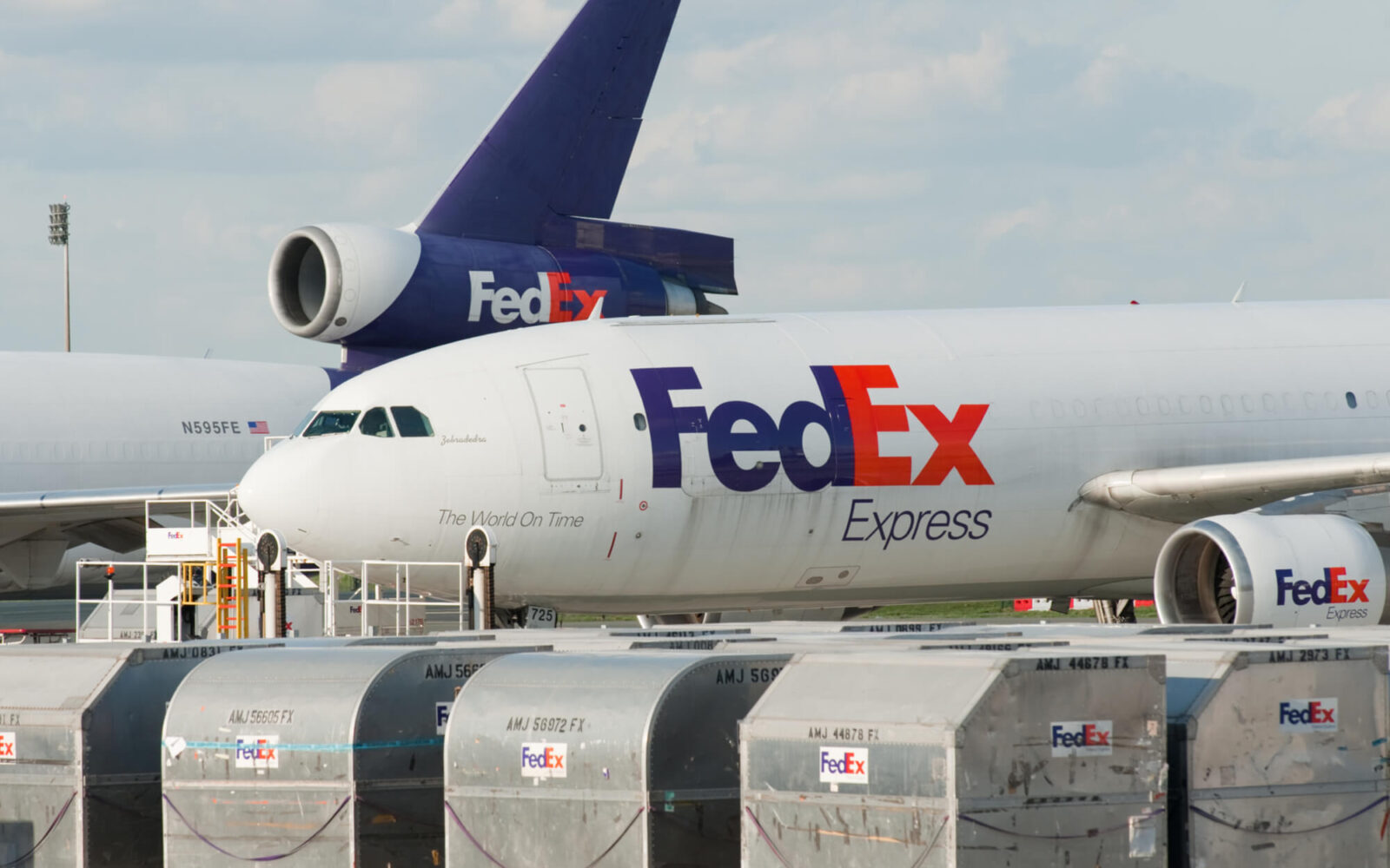 FedEx Express finalizes Dreamlifter facility for operations - AeroTime