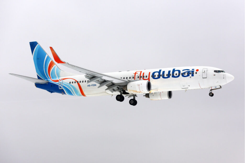 flydubai-boeing-737-800-flying-1.jpg