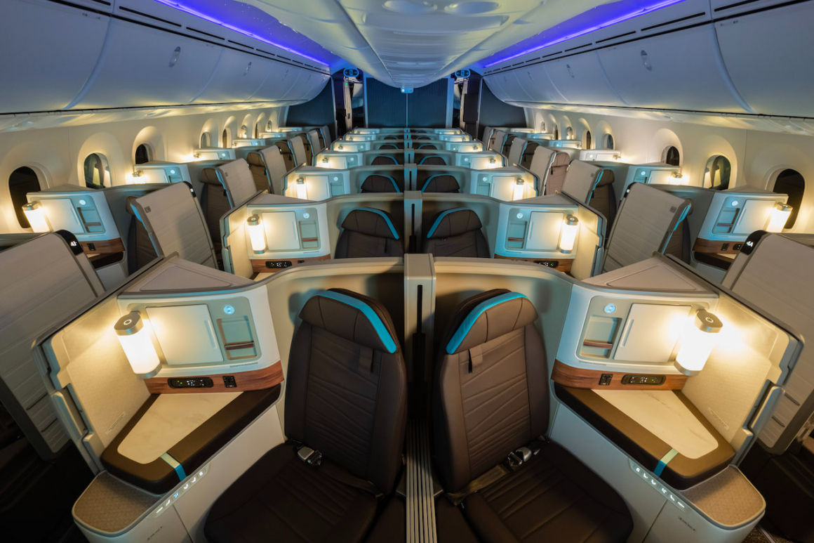 Hawaiian Airlines new B787 business class, economy cabins - AeroTime