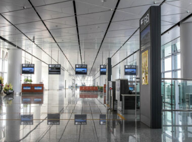 interior_of_xian_xianyang_international_airport.jpg