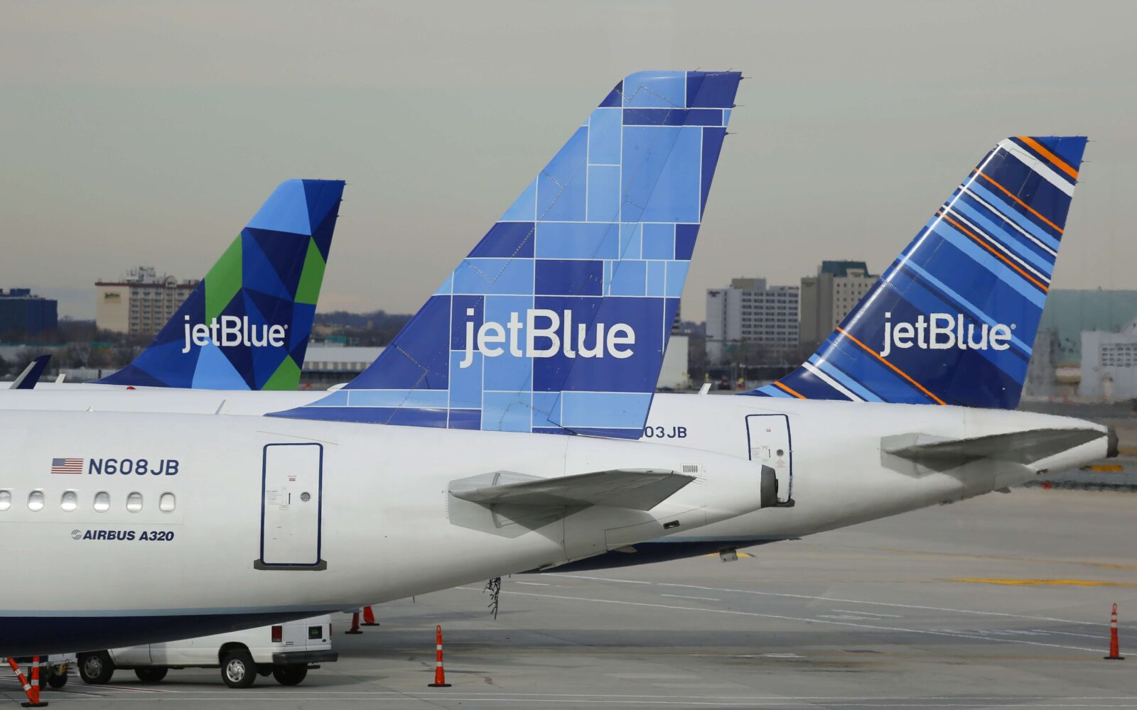 JetBlue extends London Heathrow ops until October 2022 - AeroTime