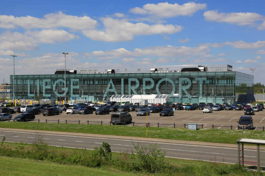 liege_airport_terminal.jpg