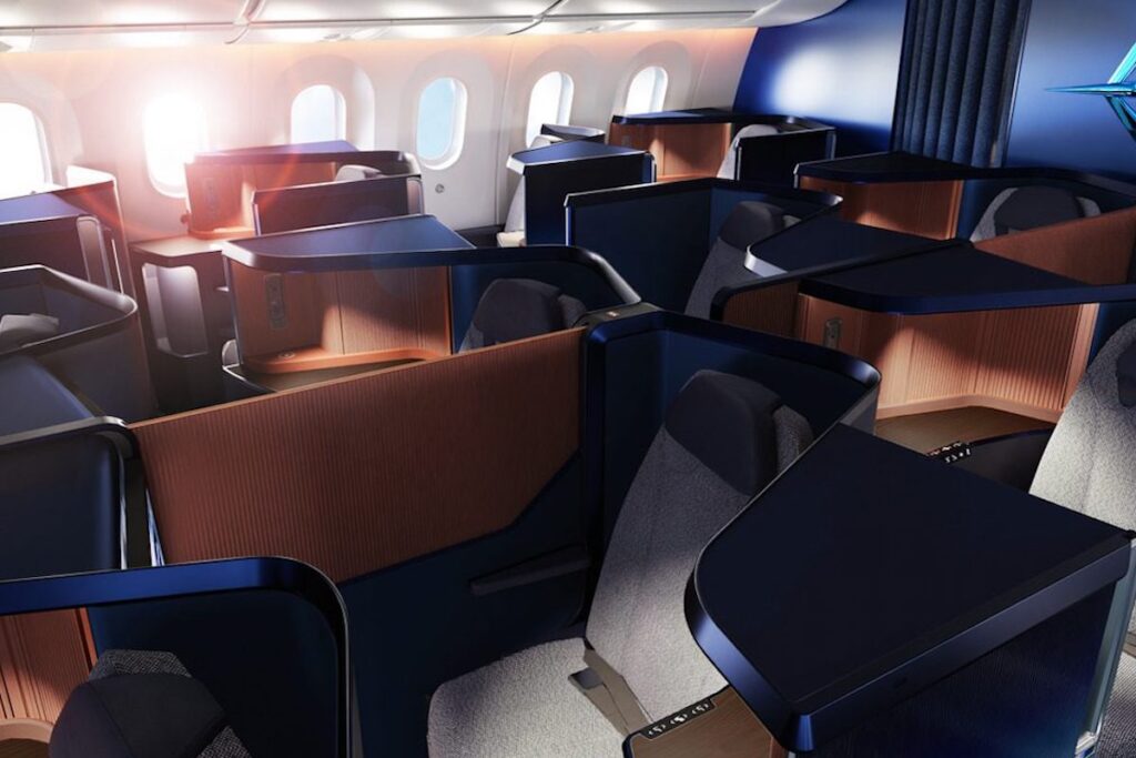 lot-business-class-new