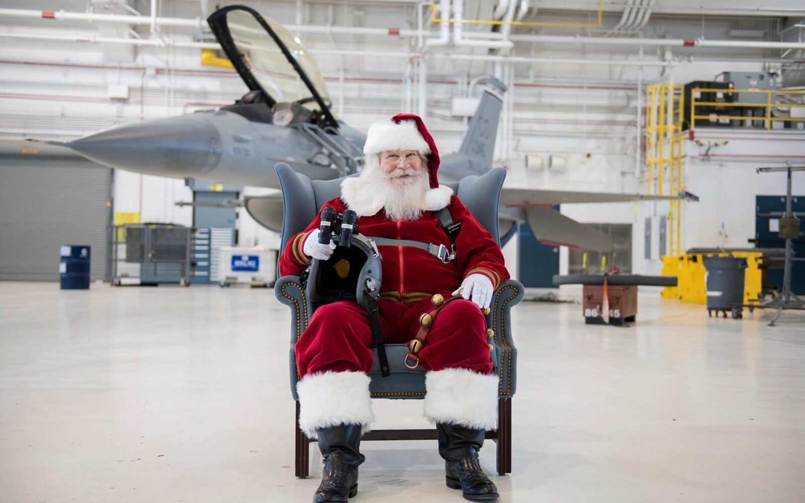 NORAD Gears Up To Track Santa’s Christmas Journey Live