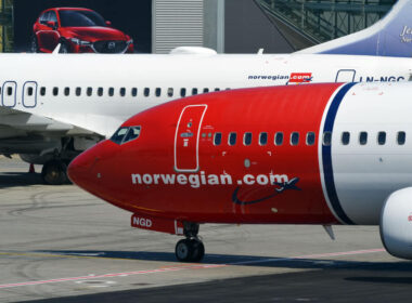 norwegian_air_shuttle_boeing_737_aircraft_at_oslo_airport_osl-1.jpg