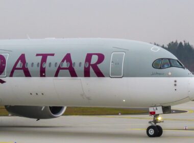 qatar_airways_airbus_a350-4.jpg