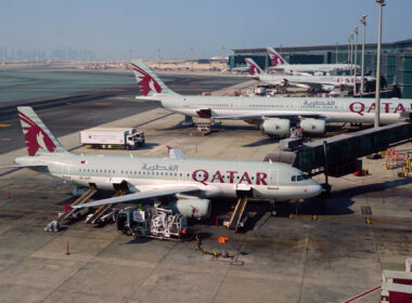 qatar_airways_aircraft_in_doha_airport-1.jpg