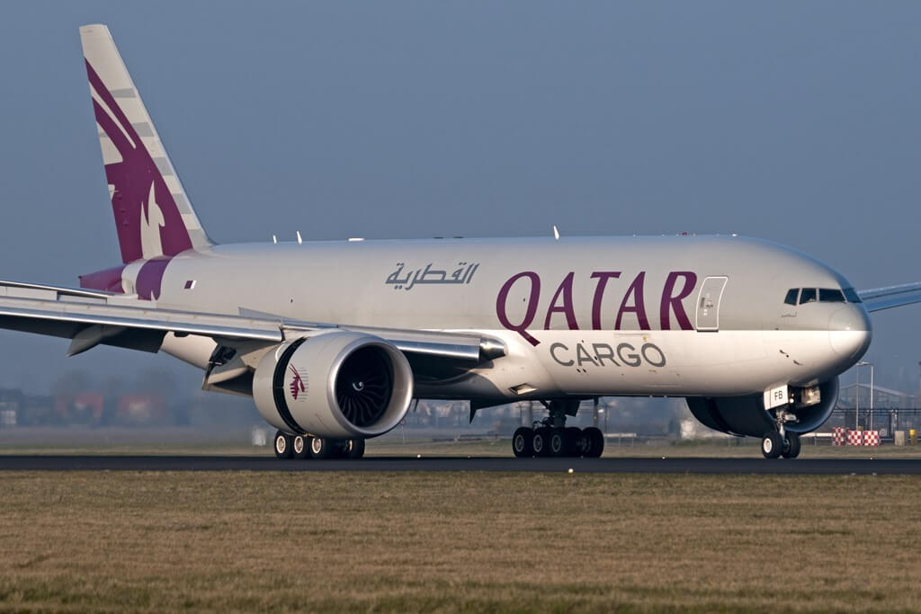 qatar_cargo.jpg