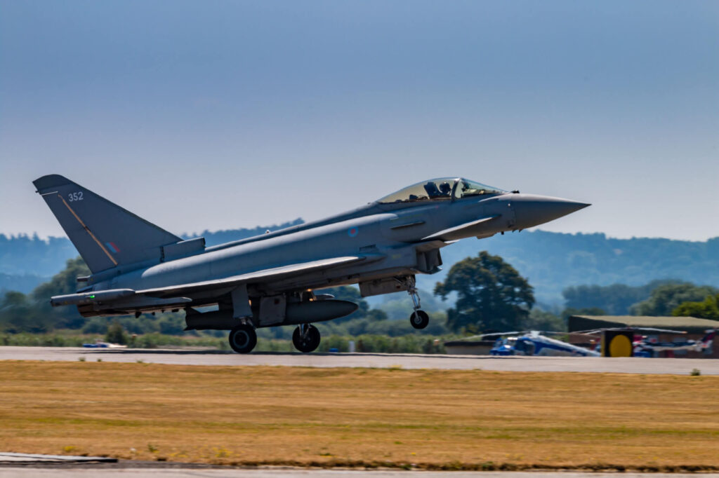 royal_air_force_eurofighter_typhoon_fighter.jpg