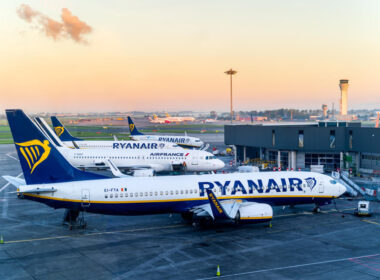 ryanair_aircraft_parked_at_dublin_airport_dub.jpg