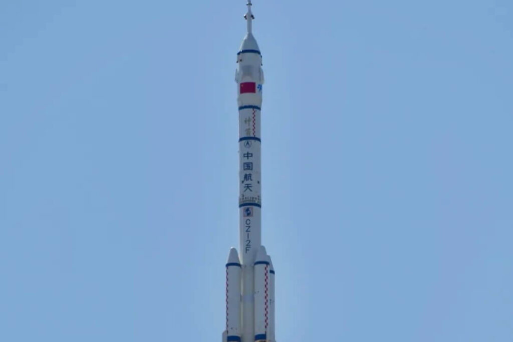 shenzhou-14_spacecraft1.jpg